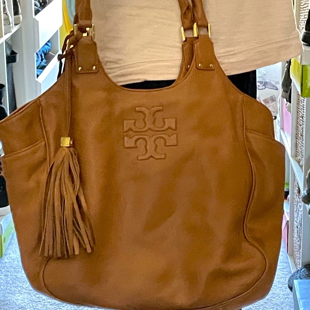 Tory Burch Thea Round Tote-camel color-RARE!